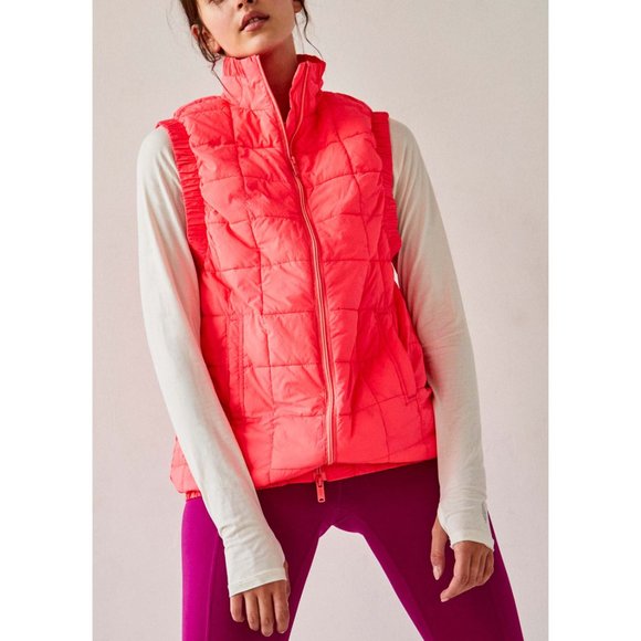 🎉LAST CHANCE🎉 LIKE NEW FP Movement Piper Packable Vest / Neon Coral - Picture 2 of 8